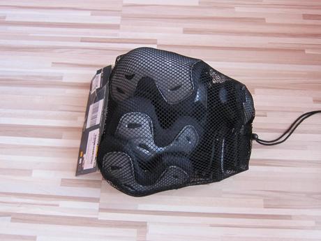 Akcia chrániče na kolená,lakte a zápästie, l