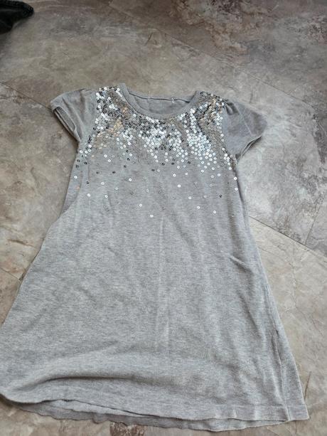 Sivé šaty s kamienkami 116/122, 116