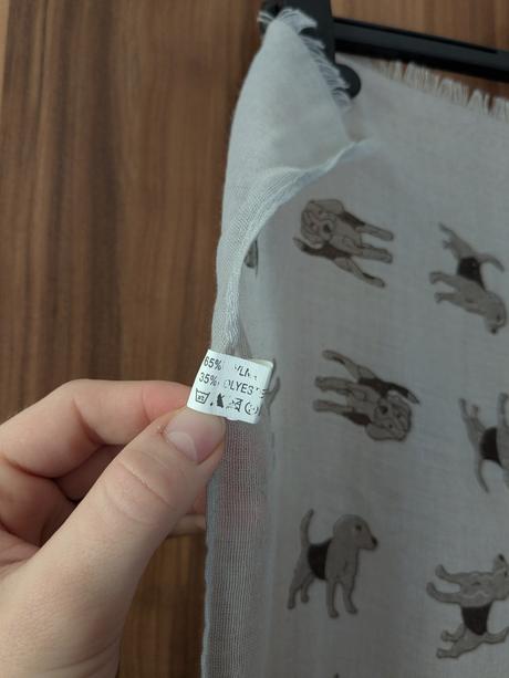 Šatka so psíkmi, avon