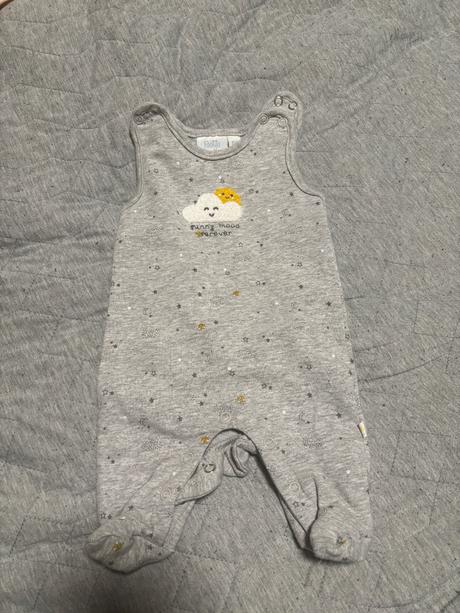 Dupacky a tricko, 50