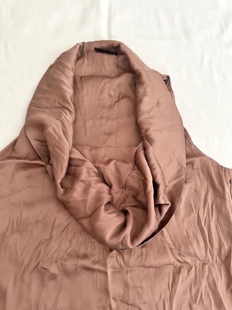 Elegantný hodvábny top s nariaseným golierom, m
