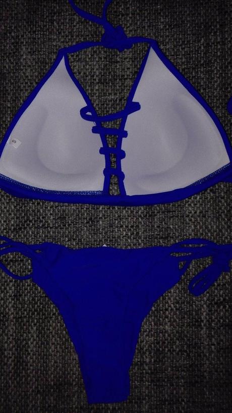 Modre a bordove plavky, s