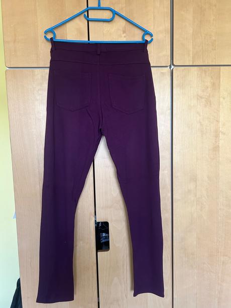 Fialové nohavice, l