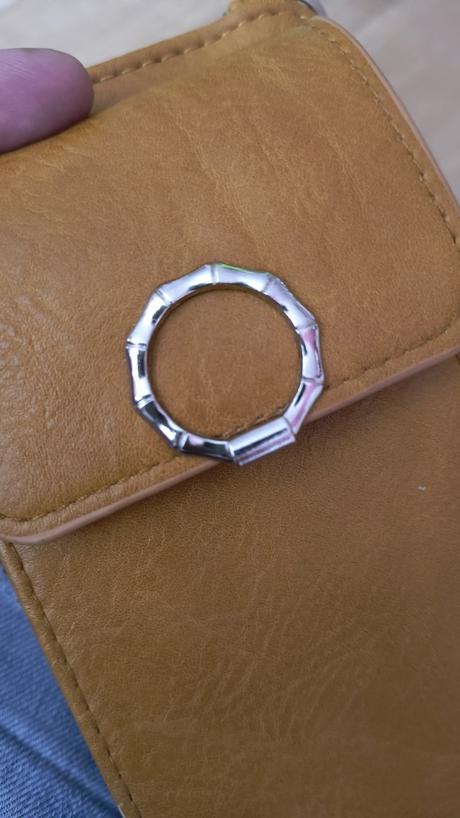 Taštička cez plece (peňaženka -mobil ),