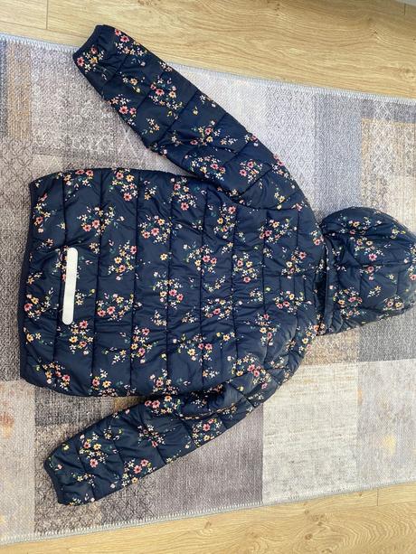 Prechodná bundicka, lindex,122