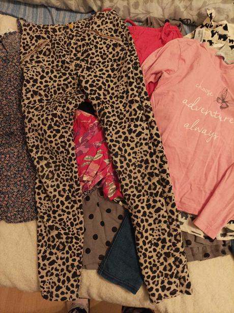 Balík veci dievca 11 ks veľ.140 už aj s poštou, 140–152