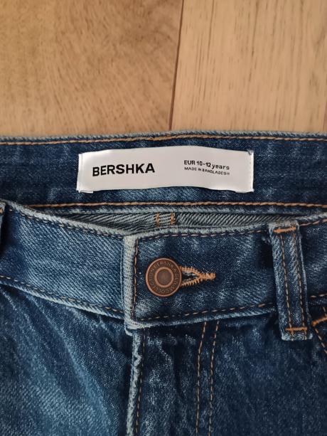 Rifle, bershka,152