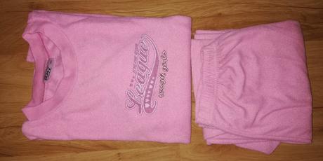 Ružové pyžamko, okay,152