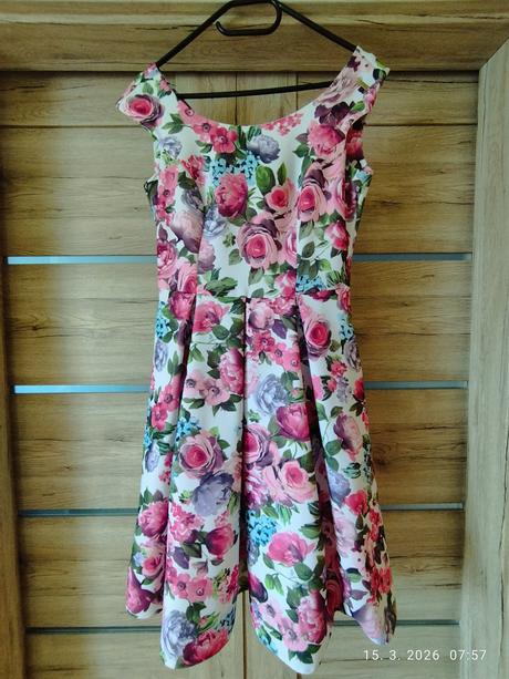 Šaty na oslavu,svadbu, evita,36