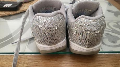 Dievcenske hellys, heelys,31