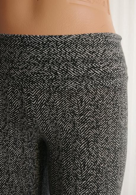 Dámske legíny s čierno bielym vzorom, deha, xs