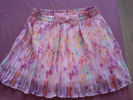 Bledoruzova dievcenska sukna s motylmi, h&m,104