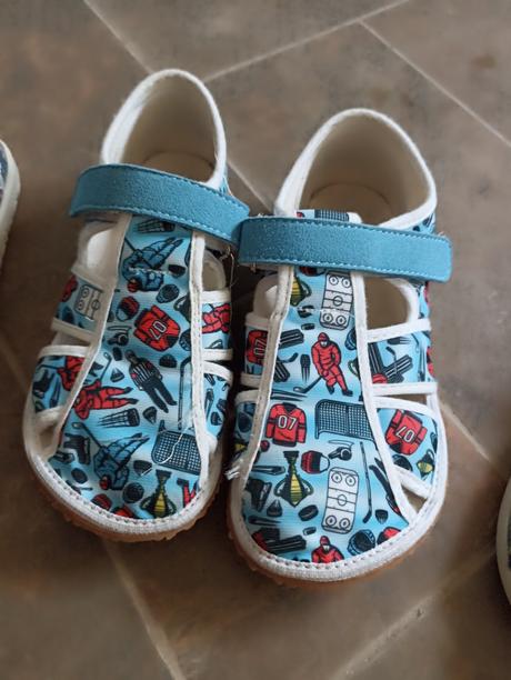 Papučky, ciciban,32