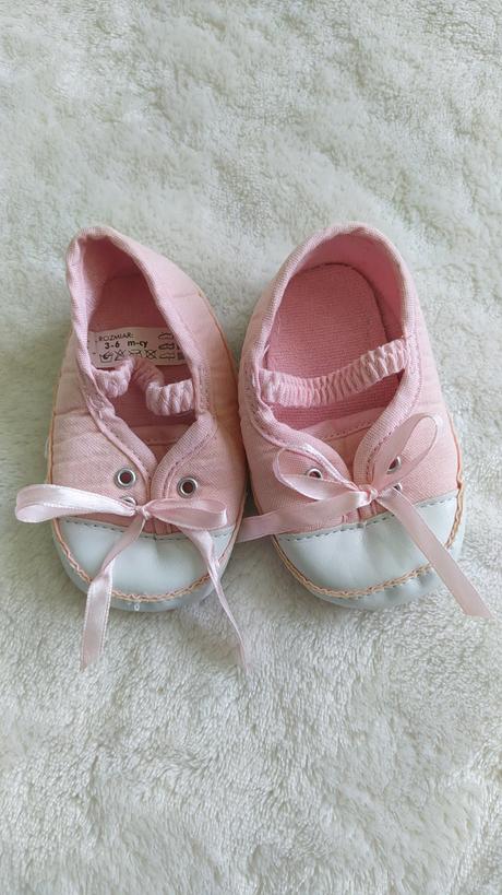 Ruzove capacky balerinky, 