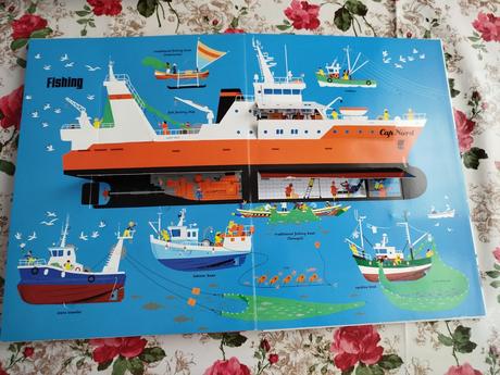 Ultimate book of vehicles, 