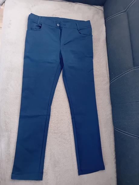 Spoločenské nohavice, 158