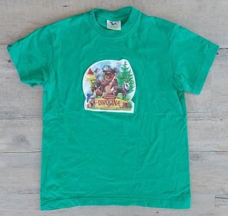 4 chlapcenské trička, 146