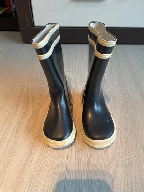 Gumaky, aigle,23