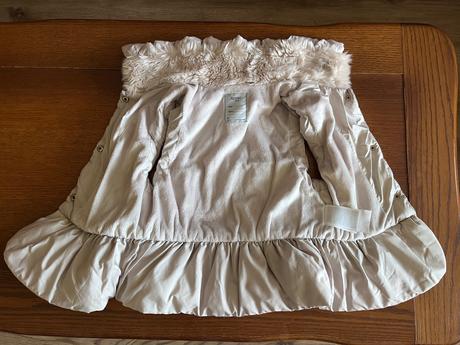 Rozkošná vesta mayoral s kožušinkovým golierom, mayoral,134