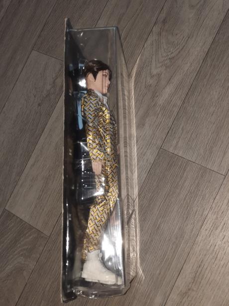 Barbie ken suga skupina bts,