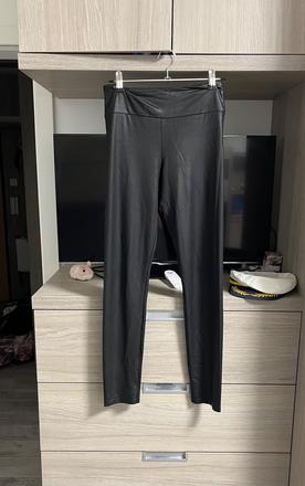 Legíny s koženkovým efektom, calzedonia,s