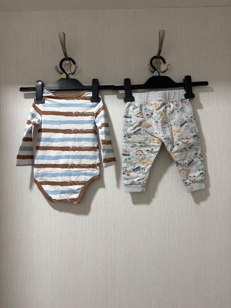 Chlapčenské tepláky a body, pepco,74