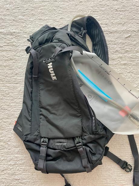 Thule bike rail hydration 12l, 