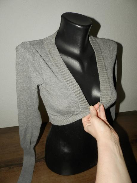 Sivé bolerko/svetrík, 38