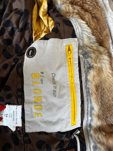 Dámska bunda s právou kožušinou, xs