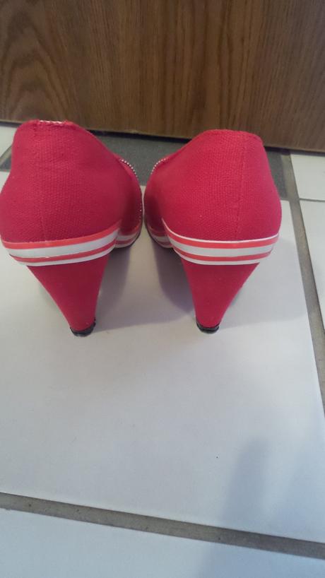 Červené lodičky s okrasným zipsom, 37