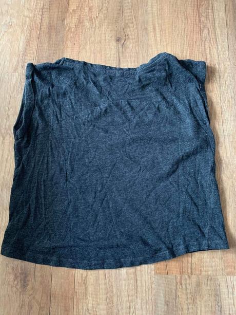 Dievčenský crop, 146