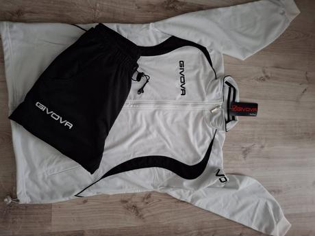 Športová suprava, m