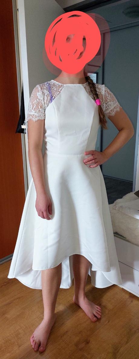 Šaty na konfirmáciu, s