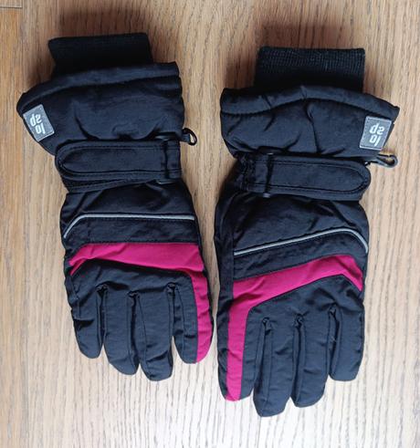 Zimné lyžiarske rukavice zn. loap super stav, loap,s