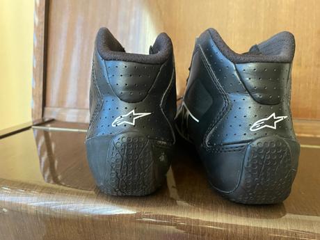 Topánky na motokáry, 37