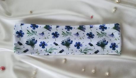 Čelenka úpletová, vzadu na gumičku,