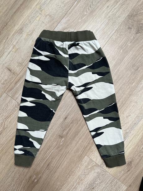 Tepláky lindex vel.92, lindex,92