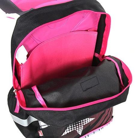 Nová školská taška zn. target s visačkami, 