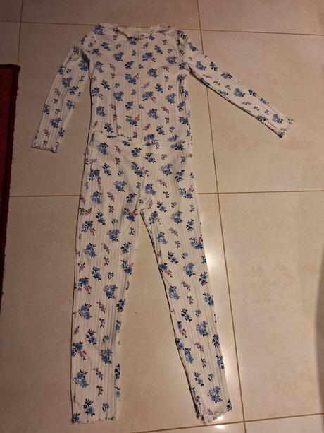 Predam pyzamka, f&f,134