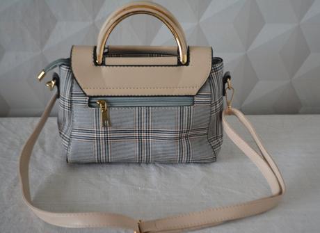 Kabelka púdrovo-kockovaná, do ruky aj crossbody, 