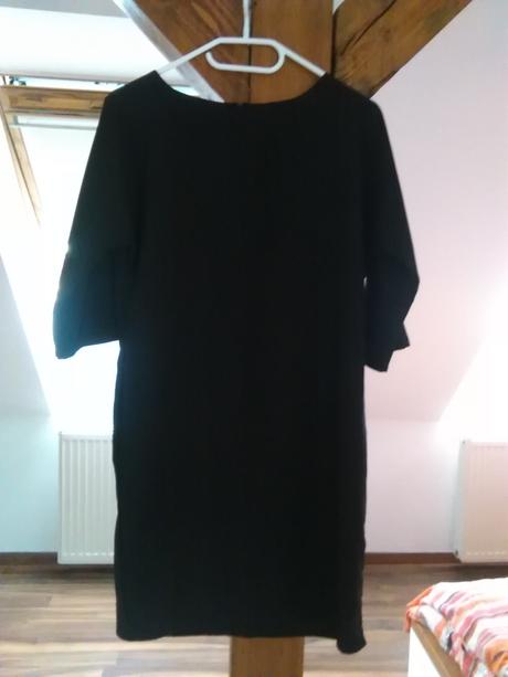 Jednoduché elegantné šaty, xs