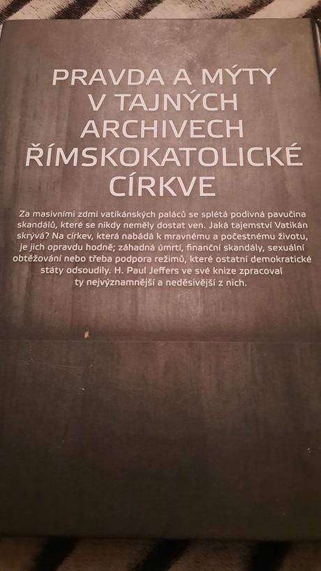 Temná tajemství vatikánu,
