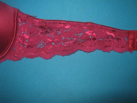 144  bordová podprsenka, s