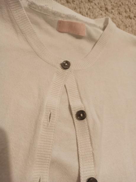 Biely svetrík, next,116