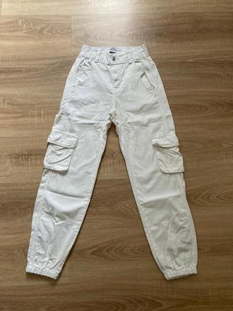 Kapsáče, bershka,158