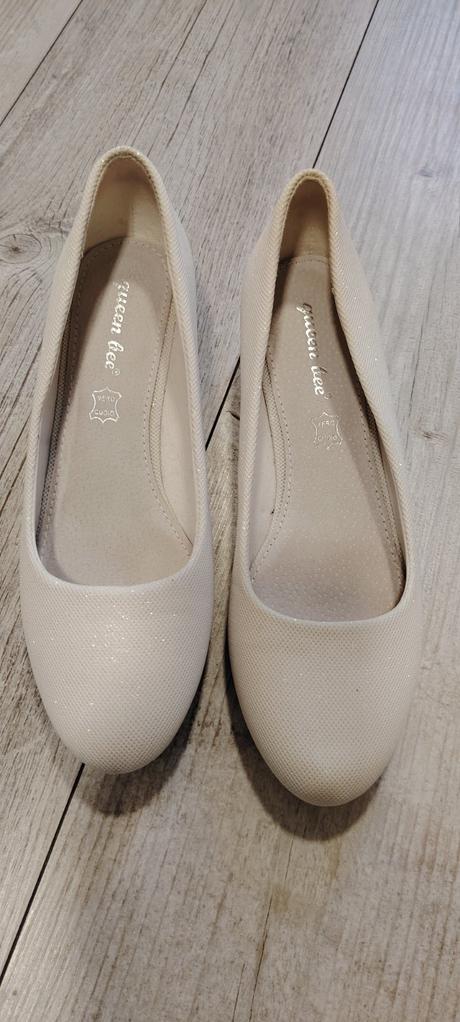 Trblietavé topánky, 38