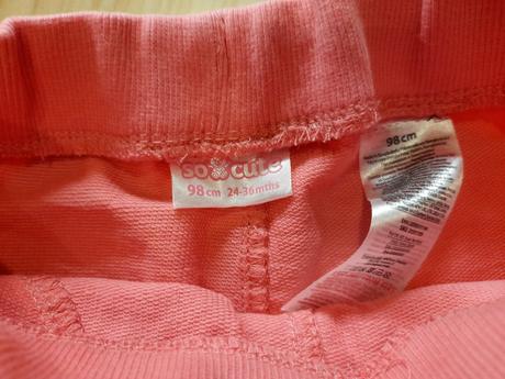 Tenké tepláčky s obláčikmi, 98