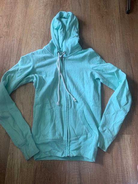 Fievcenska mikina, 158