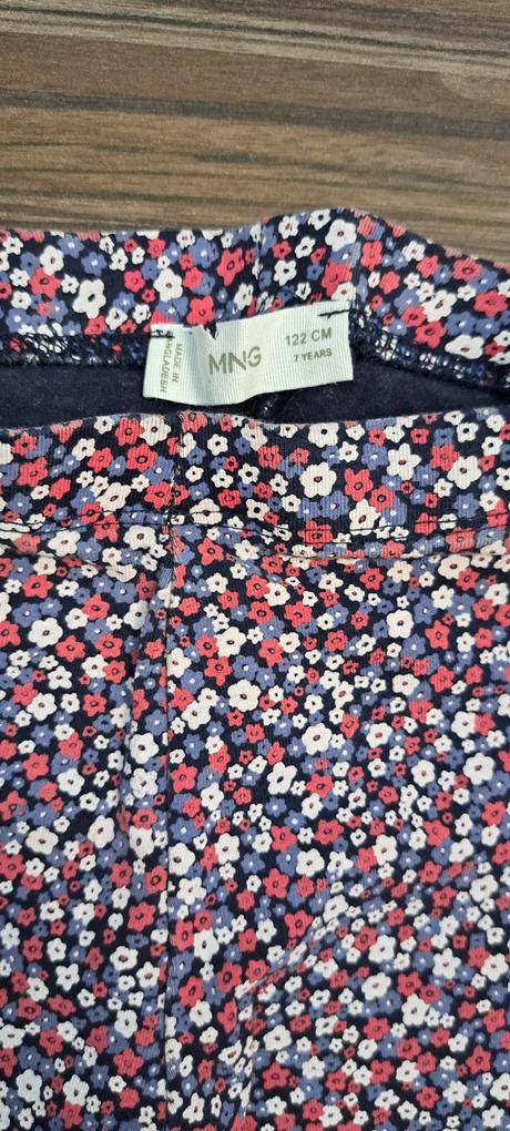 2x kraťasy, mango,122