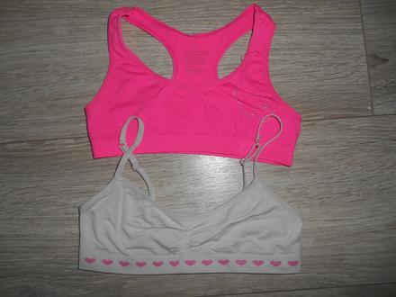 Dievčenské podprsenky, 146